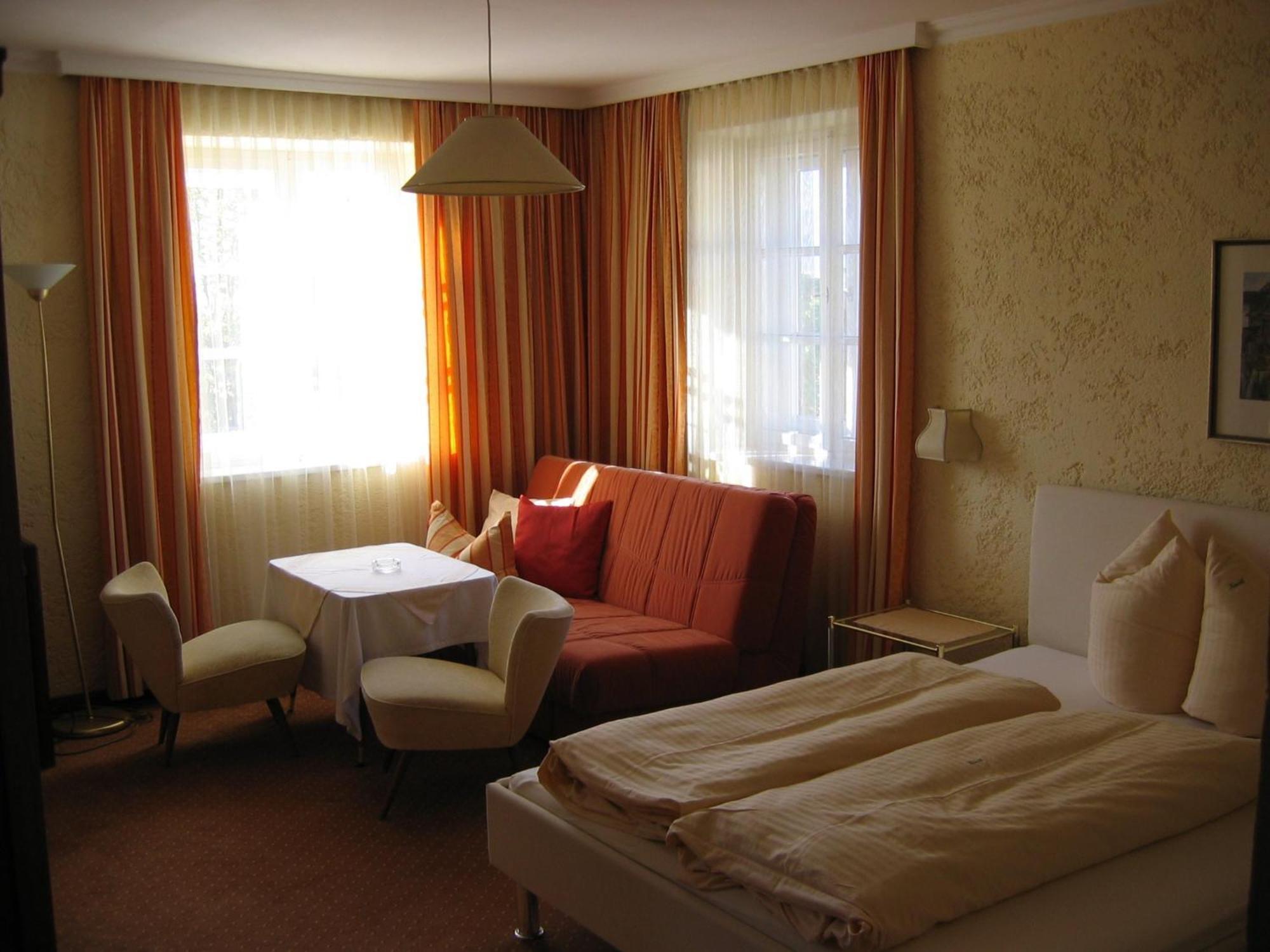 Gasthof Koreth Innsbruck Room photo